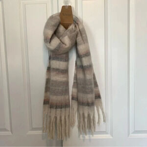 Natural Reflections Soft Cozy Fringe Scarf Gray Beige Pink Striped New! Cabela’s